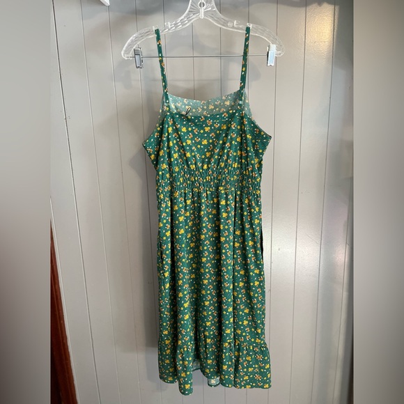 Toad & Co womens green floral Bella dress with pockets
Womens size small - Picture 2 of 4